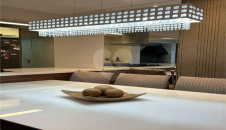 Apartamento à venda com 2 suítes em Jardim Arpoador, São Paulo, SP
