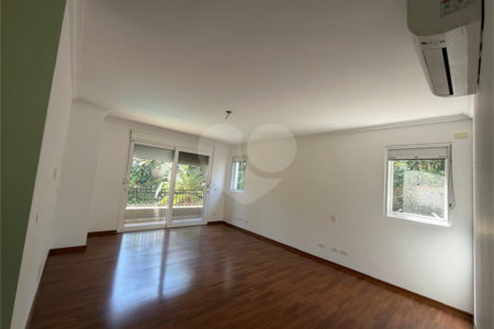 Casa à venda ou para alugar com 4 quartos, sendo 3 suítes, em Alto da Boa Vista, São Paulo, SP