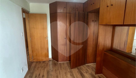 Apartamento à venda com 2 quartos, sendo 1 suíte,  em Vila Monumento, São Paulo, SP