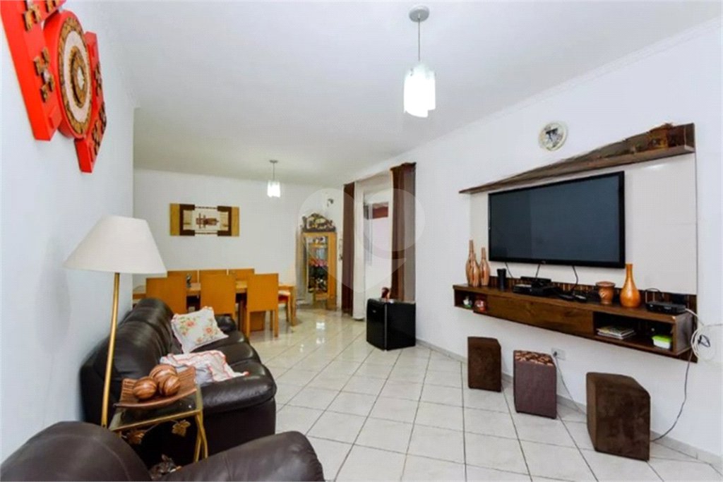 Casa à venda com 3 quartos, sendo 1 suíte,  em Jardim Aida, Guarulhos, SP