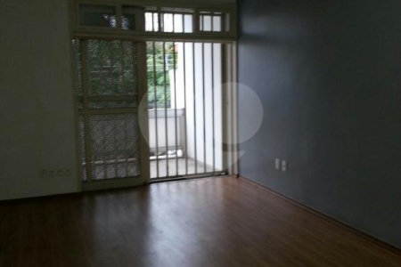 Casa à venda ou para alugar com 9 quartos em Vila Mariana, São Paulo, SP