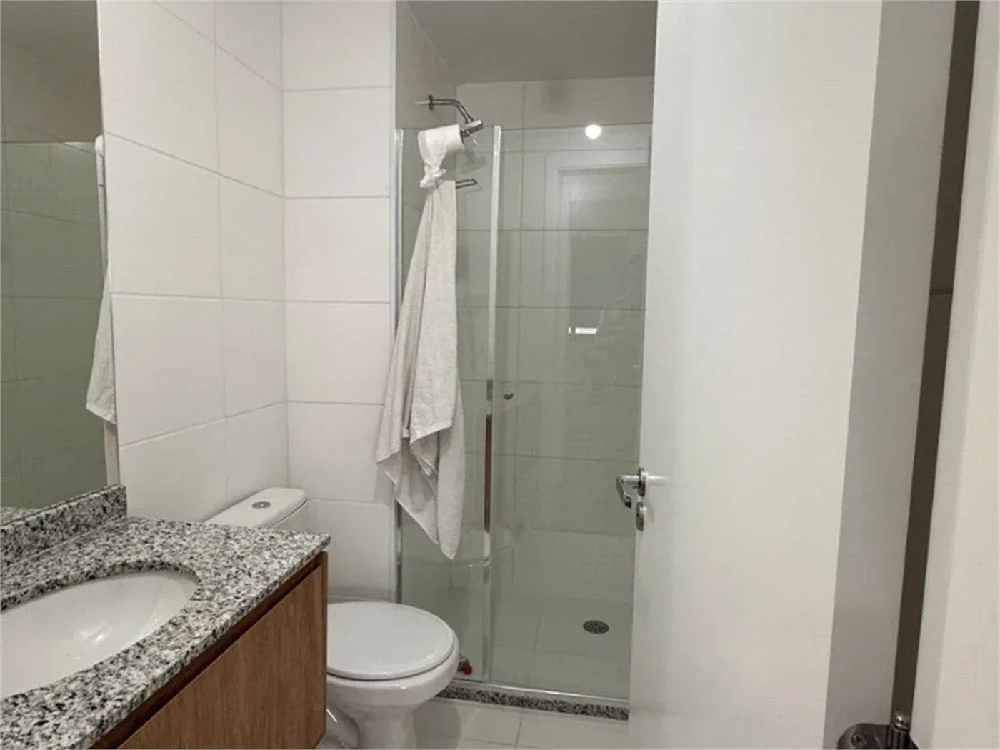 Apartamento à venda com 3 quartos, sendo 1 suíte, em Vila Anastácio, São Paulo, SP