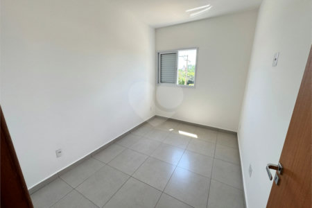 Sobrado à venda com 2 quartos em Vila Progresso, Itapetininga, SP