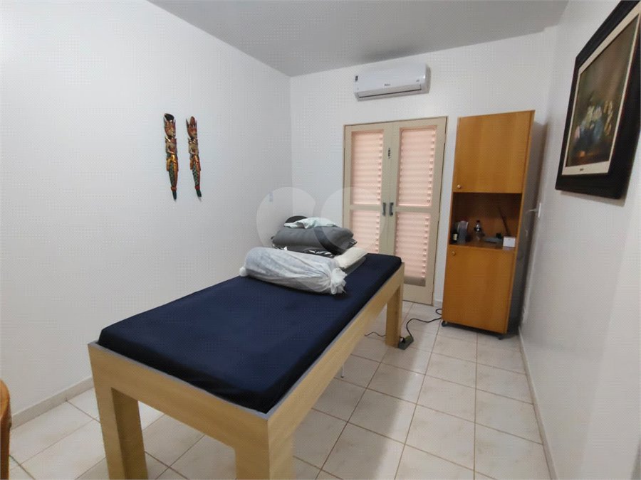 Casa à venda com 5 quartos, sendo 3 suítes, no Centro, Itapetininga, SP