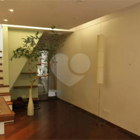 Casa à venda com 3 quartos, sendo 2 suítes, em Santana, São Paulo, SP