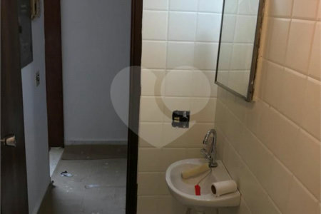 Sala comercial com 38m², à venda em Pinheiros