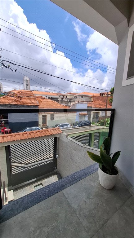 Sobrado à venda com 3 quartos, sendo 1 suíte, em Vila Constança, São Paulo, SP