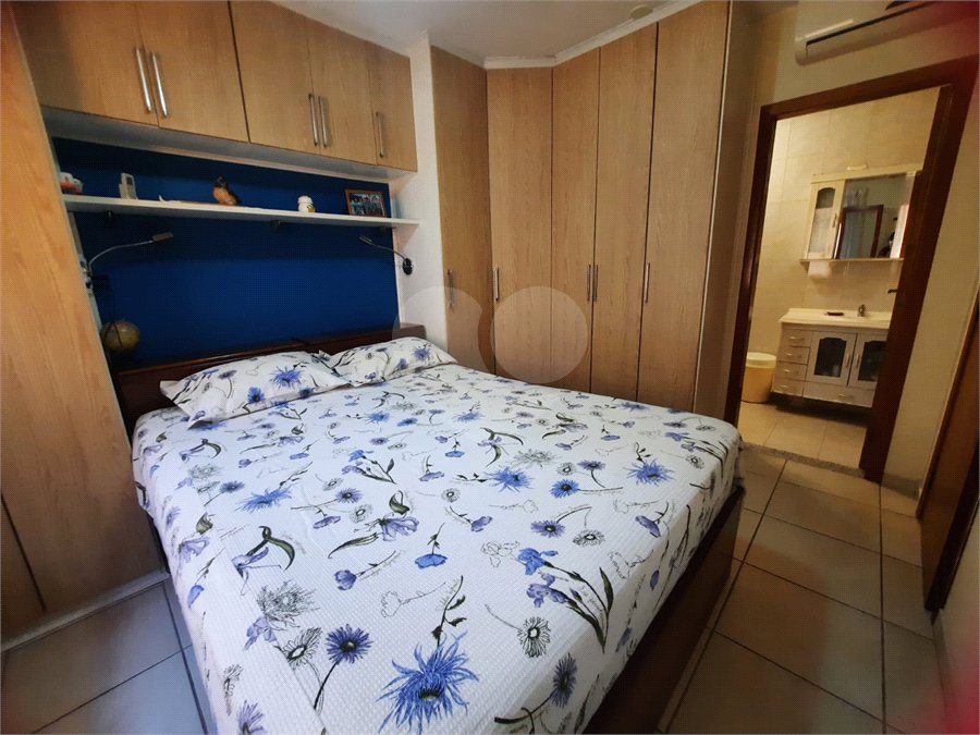 Casa à venda com 3 quartos, sendo 1 suíte, no condomínio Residencial Sol Francisco, São Paulo - SP
