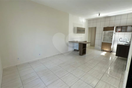 Casa à venda com 2 quartos em Vila Nastri, Itapetininga, SP