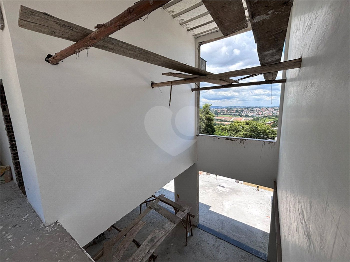 Casa à venda com 4 suítes no condomínio Itapora, Atibaia - SP