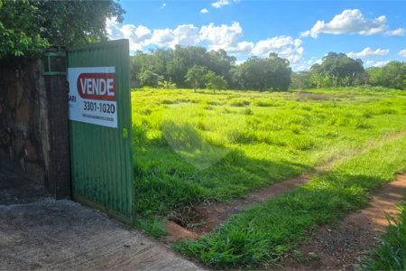 Terreno à venda em Parque Planalto, Araraquara, SP