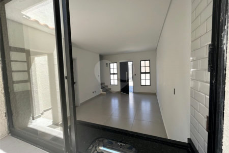 Casa de Vila à venda com 2 quartos em Jardim Europa, Sorocaba, SP