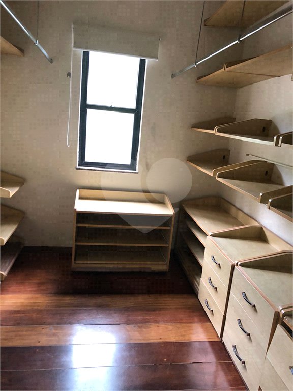 Casa à venda com 5 suítes no condomínio Alpes da Cantareira, Mairiporã - SP