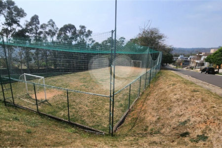 Casa à venda com 3 suítes no condomínio Vita Verdi, Valinhos - SP