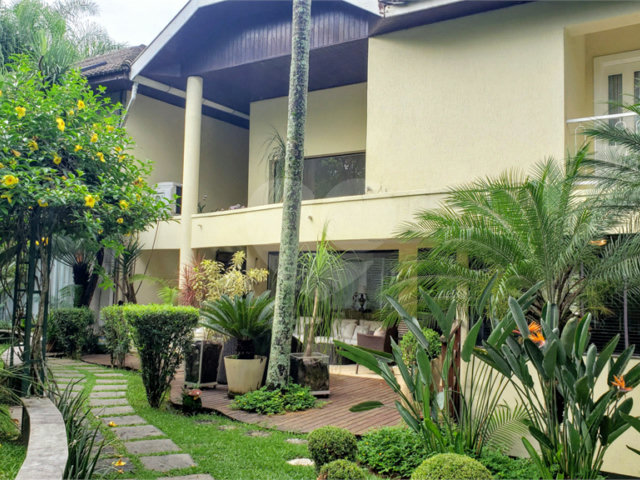 Casa à venda com 4 suítes no condomínio Espaço Natureza, São Paulo - SP