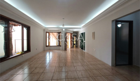 Casa à venda com 4 quartos, sendo 2 suítes,  em Jardim Residencial Deolinda Guerra, Sorocaba, SP