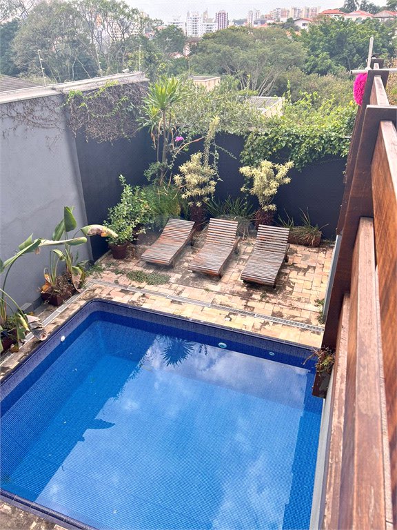 Sobrado à venda com 5 quartos, sendo 2 suítes, em Vila Inah, São Paulo, SP