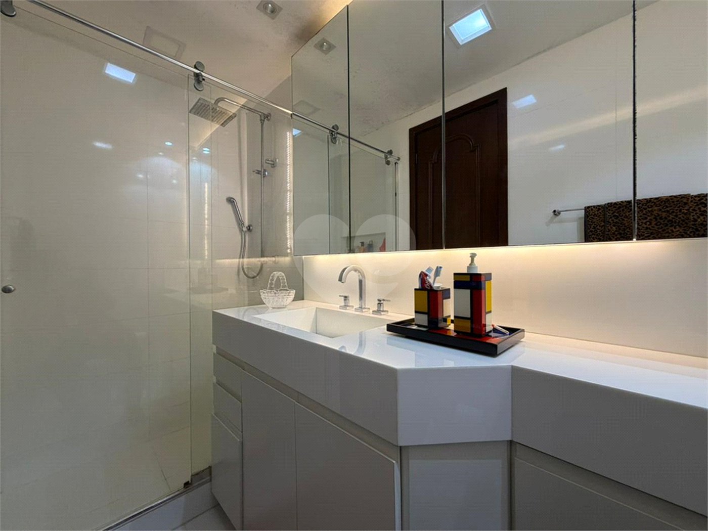 Apartamento à venda com 3 quartos, sendo 2 suítes, em Tijuca, Rio de Janeiro, RJ