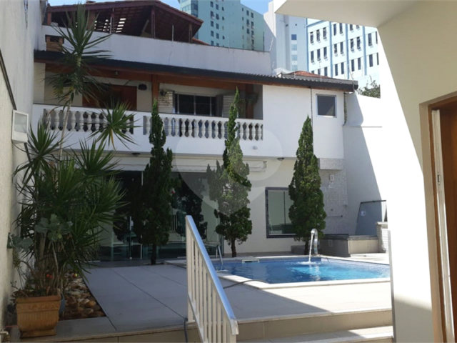 Sobrado à venda com 3 suítes em Jardim Franca, São Paulo, SP