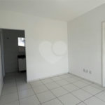 Apartamento para alugar com 2 quartos, sendo 1 suíte, em Estância Parque de Atibaia, Atibaia, SP