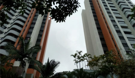 Apartamento à venda ou para alugar com 3 quartos, sendo 2 suítes,  em Vila Andrade, São Paulo, SP