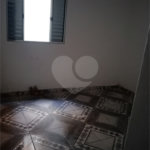 Casa com 180m², 3 quartos, 2 garagens, à venda em Guaianazes