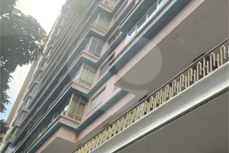 Edifício Louvre | Apartamento Neoclássico de 425m² à Venda na Praça da República — Centro de São Paulo
