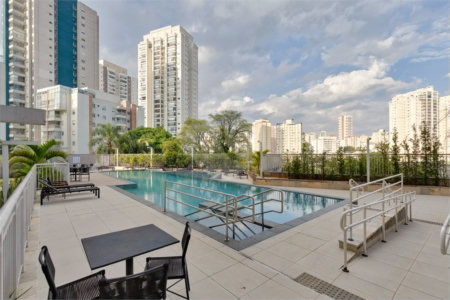 Apartamento com 68m² sala 02 ambientes, 02 dormitórios, sendo 01 suíte banheiro social e vaga no subsolo.! Venha conhecer!