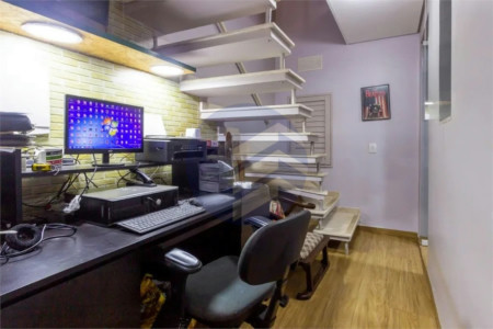 Casa à venda com 3 quartos, sendo 3 suítes, em Butantã, São Paulo - SP