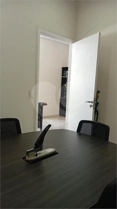 SALA COMERCIAL MOBILIADA PARA LOCAÇÃO NO DOMO BUSINESS | 39 m² | CENTRO – SÃO BERNARDO DO CAMPO/SP
