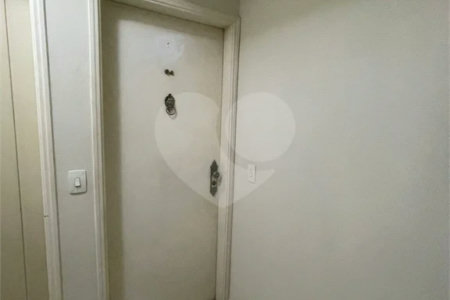 Salto- Sp - Locação - apto com 75 ms - mobiliado -Edificio Vivendas da Vila II - sexto andar - Apto mobiliado - 2 dorms, sala 2 ambiente, cozinha planejada, lavanderia, banheiro social, sacada, 01 vaga de garagem coberta - Aluguel - R$ 1.600,00 mais condominio - R$ 1.050.00 - iptu - R$ 100,00