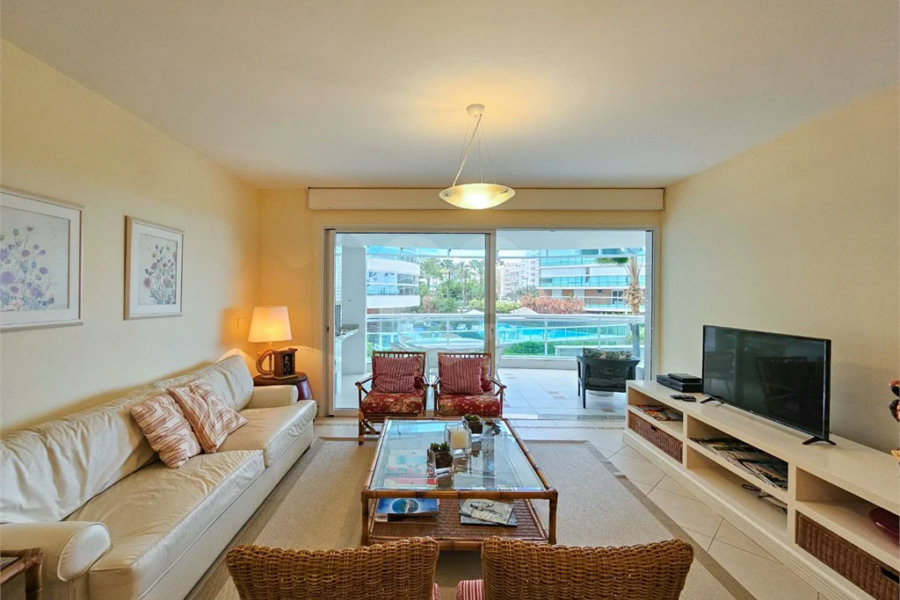 Apartamento à venda com 4 suítes em Riviera de São Lourenço, Bertioga, SP
