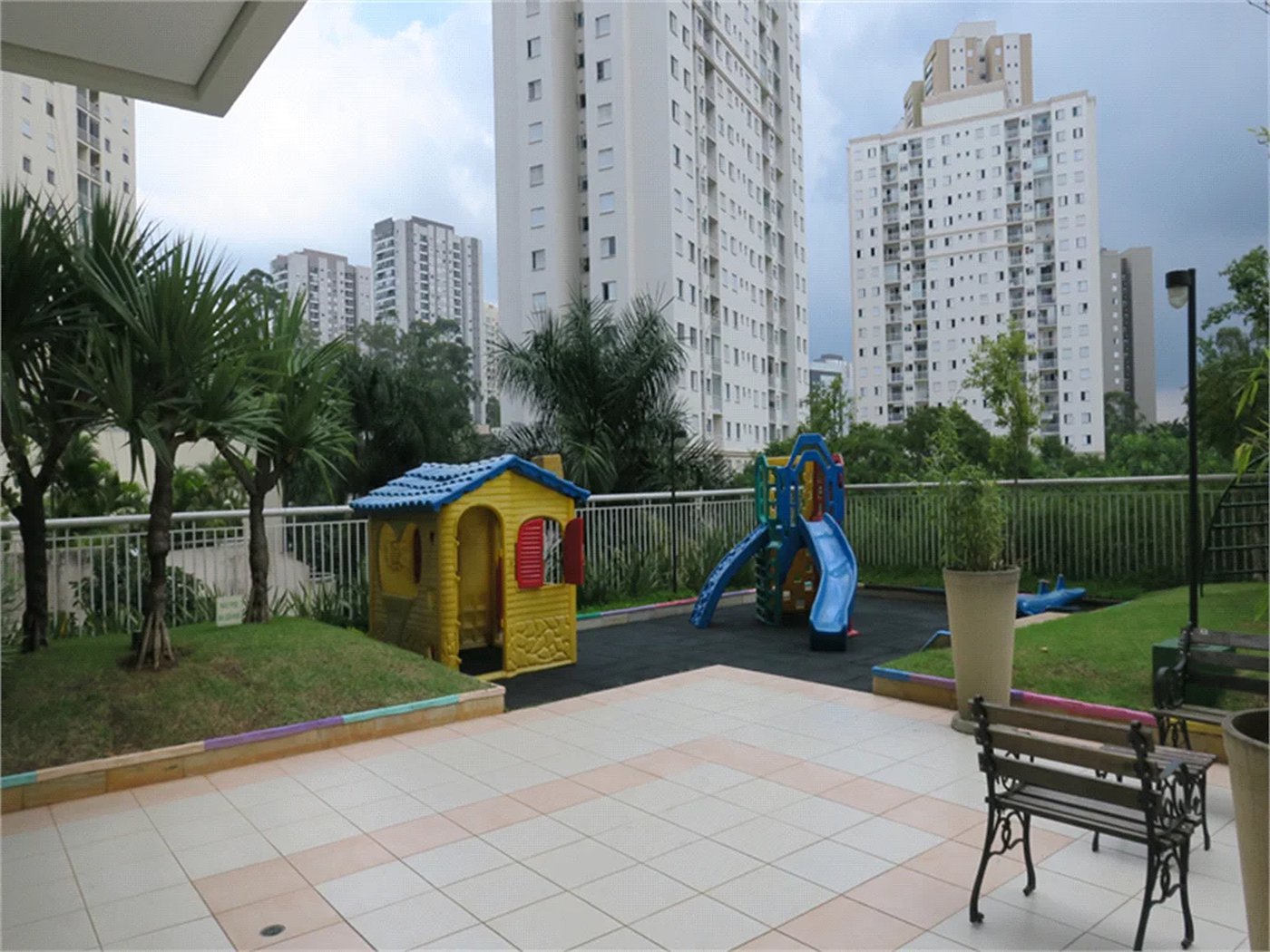 Apartamento à venda 107m com 3 quartos, sendo 1 suíte 2 vagas em Vila Andrade