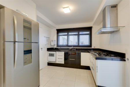 Apartamento para alugar com 4 suítes em Alto da Boa Vista, São Paulo, SP