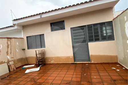 Casa à Venda no Jardim Bandeirantes