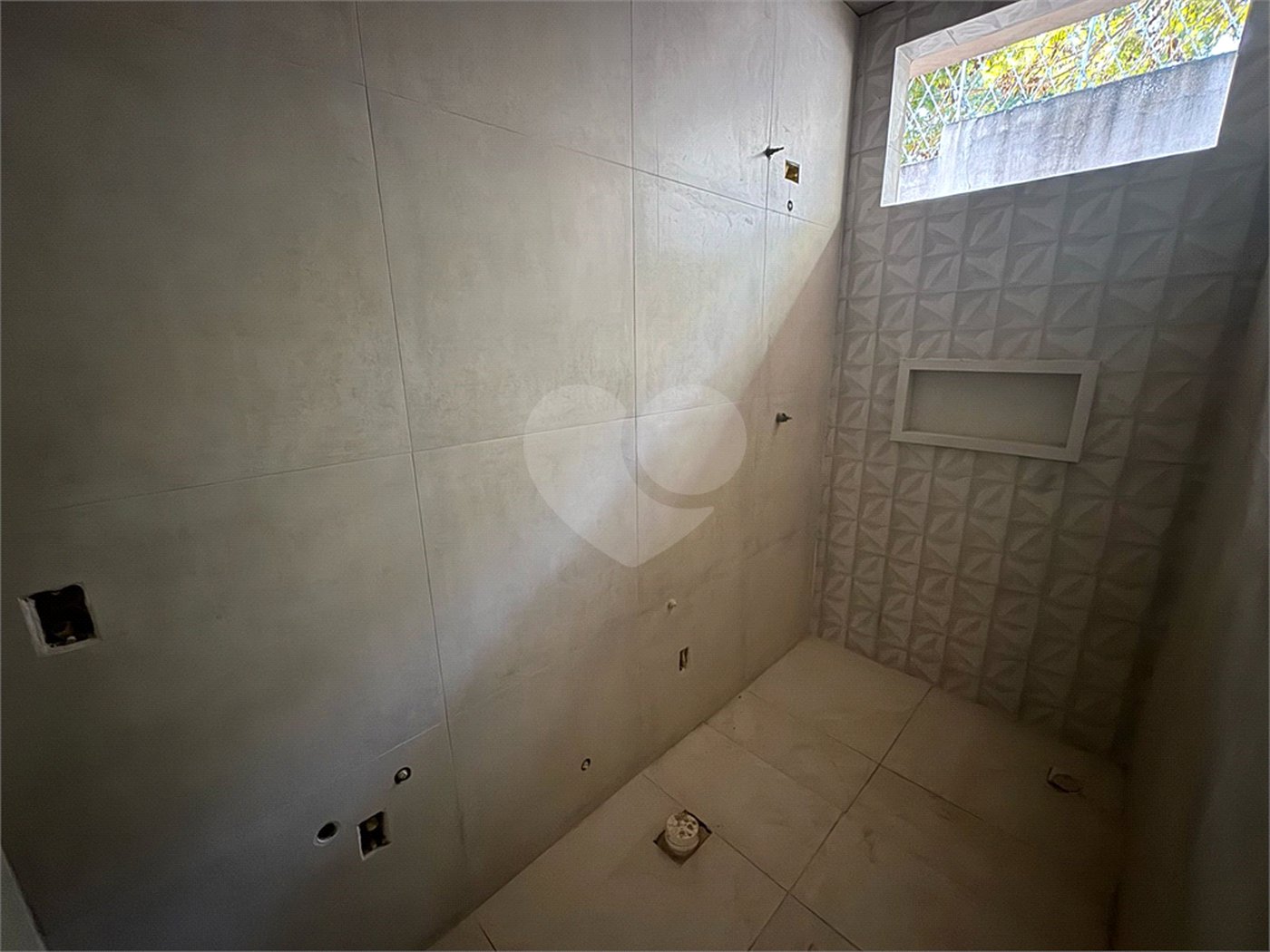 Casa em condominio em reta final de obras