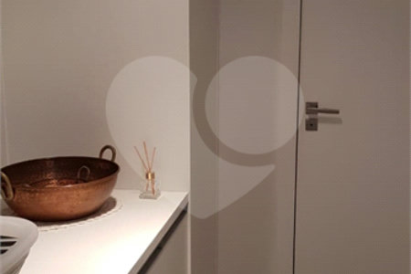 APARTAMENTO DE FINO TRATO - UM POR ANDAR NA MOOCA BELO