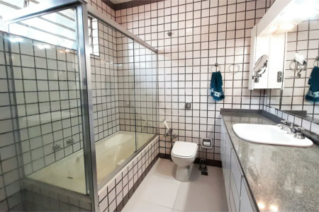 Sobrado à venda ou para alugar com 3 quartos, sendo 2 suítes, em Brooklin, São Paulo, SP