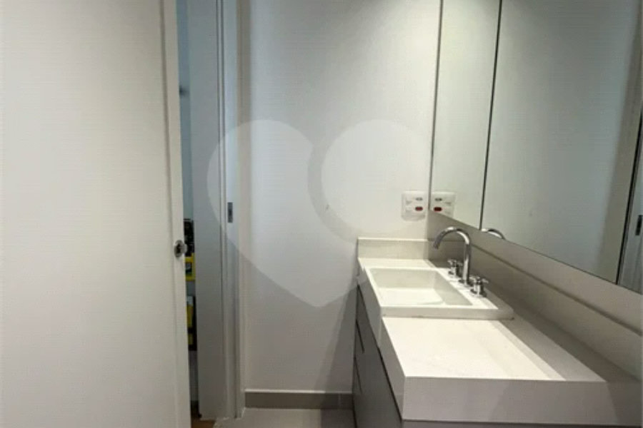 Apartamento à venda com 2 suítes em Paraíso, São Paulo, SP