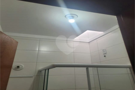 Indaiatuba - Sobrado para venda e Locação - Jardim Nely em Indaiatuba - R$ 425.000,00 - aceita parte em permuta - Bairro tranquilo com fácil acesso a rodovias, Shopping Polo Parque Mall - Assai, Polo shopping - Com duas suítes sendo uma com sacada, , lavabo. área de serviço , 2 vagas, portão ele