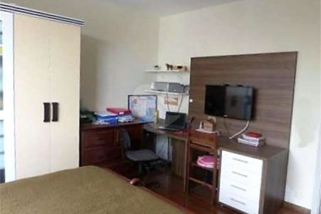 Apartamento próximo ao Metro com 03 dormitórios e 01 Suíte, 2 vagas á venda na Vila Mariana!