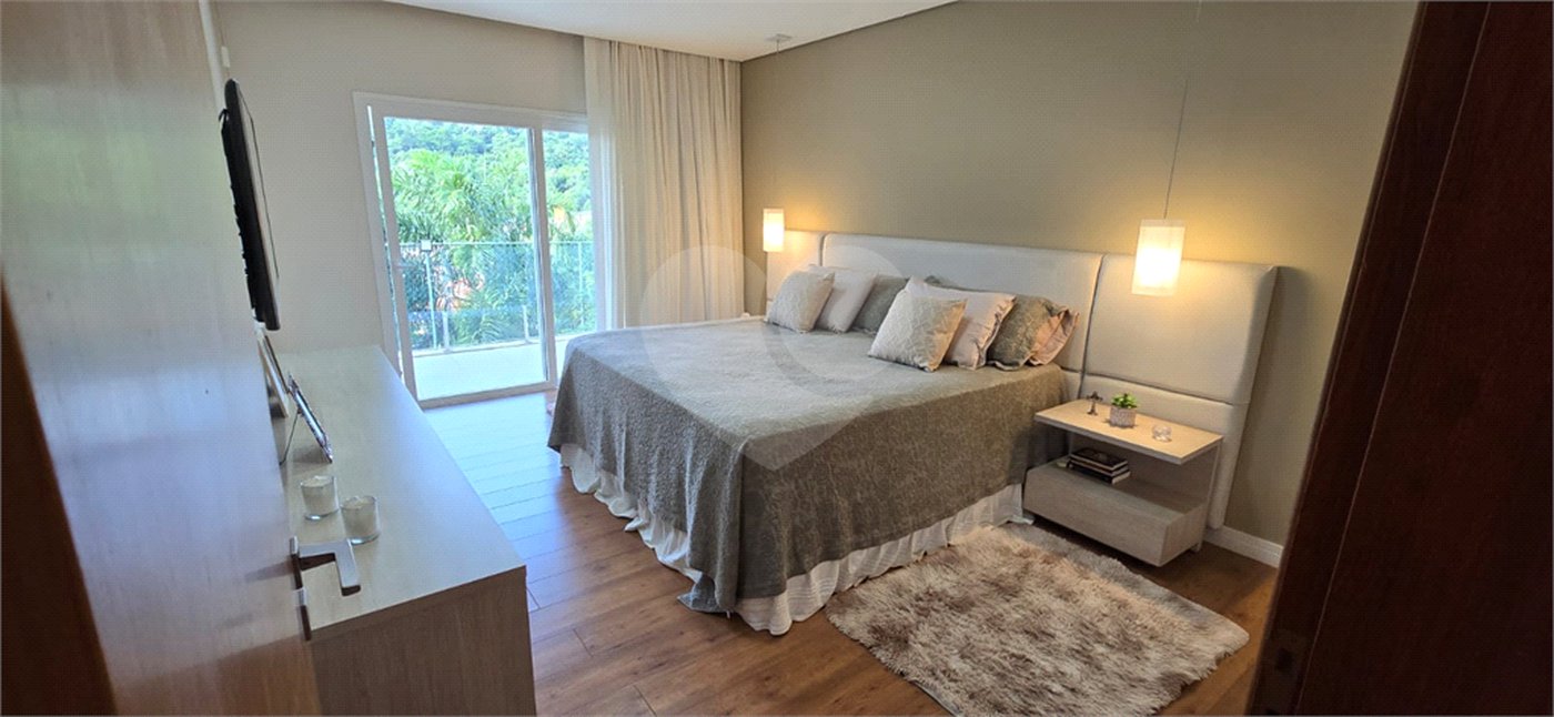 Casa à venda com 7 quartos, sendo 5 suítes, em Residencial Jardim Primavera, Louveira, SP
