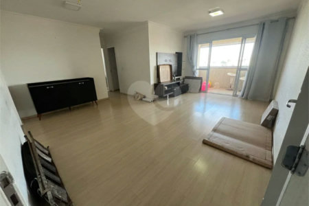 APARTAMENTO de 2 quartos (1 suíte) á venda em Santo André, 75m², 2 garagens fixas e cobertas, é entrar e morar!