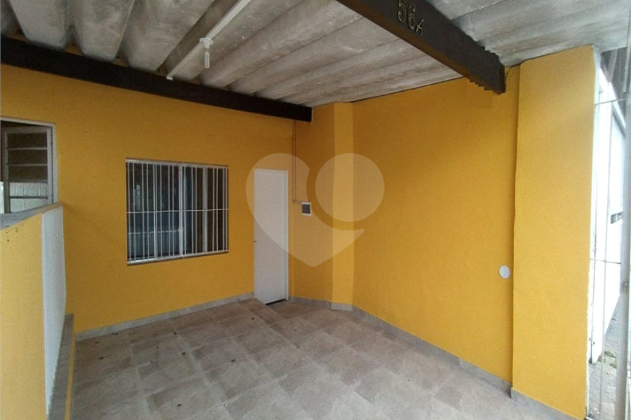 SOBRADO DE 100 M² COM 03 DORMITÓRIOS, VAGA E QUINTAL PARA LOCAÇÃO (OU VENDA) NO JARDIM DO COLEGIO-SANTANA