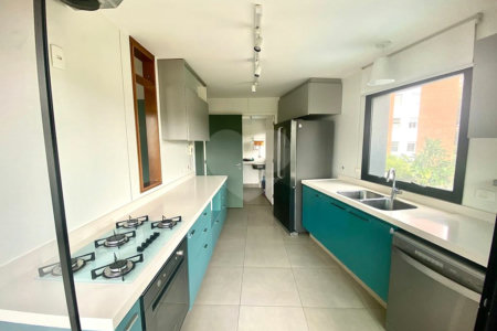 Imóvel 168m² Idea Zarvos com 3 suites, varanda na frente e na suíte, piscina, academia e 3 vagas Vila Madalena.