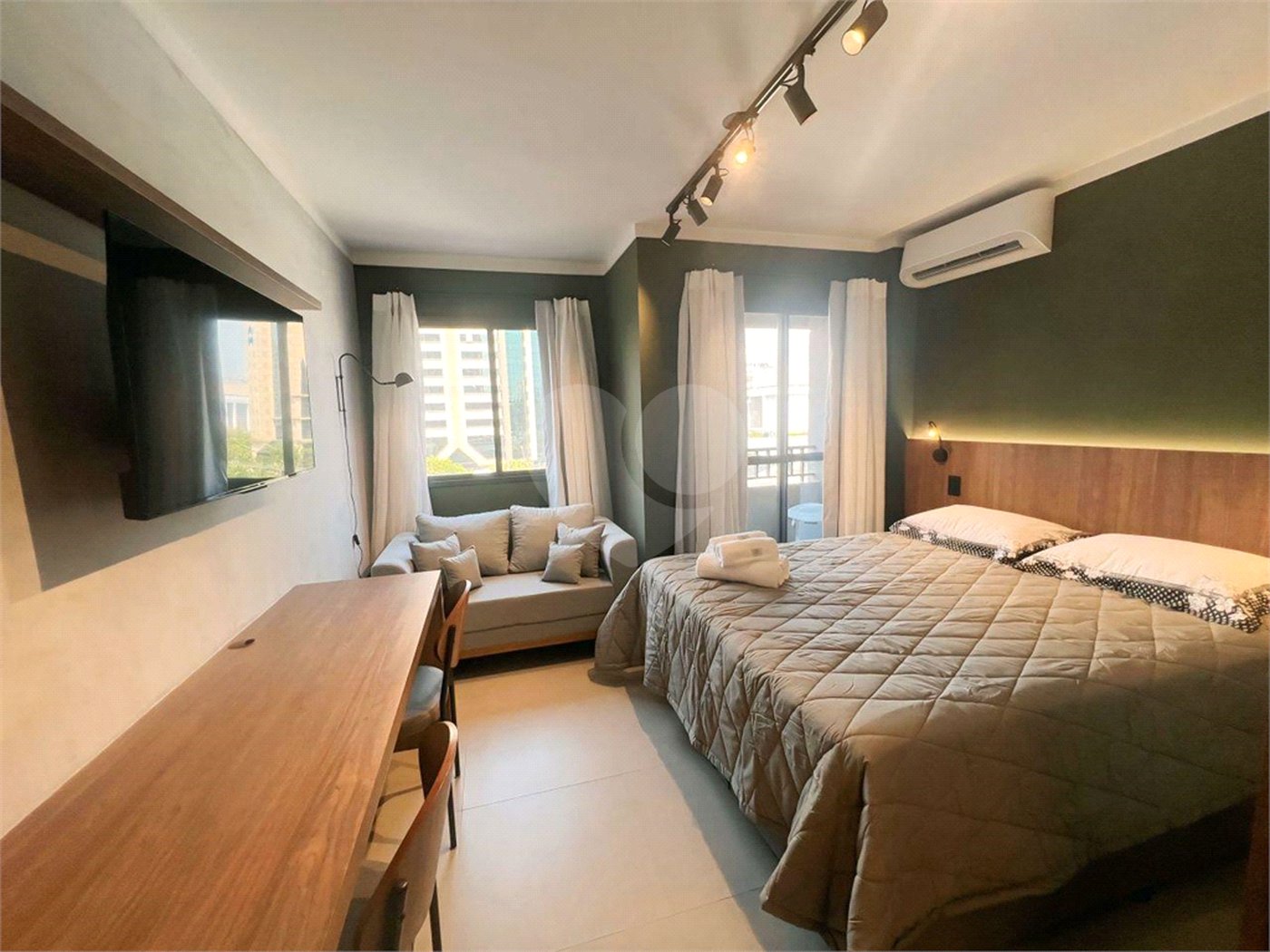 Apartamento à venda com 1 quarto em Indianópolis, São Paulo, SP