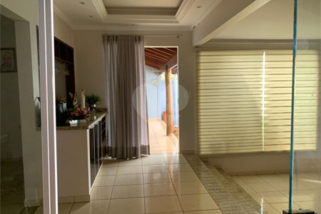 Casa no Campos Ville em Araraquara/SP 4 dormitórios, sendo 2 suítes