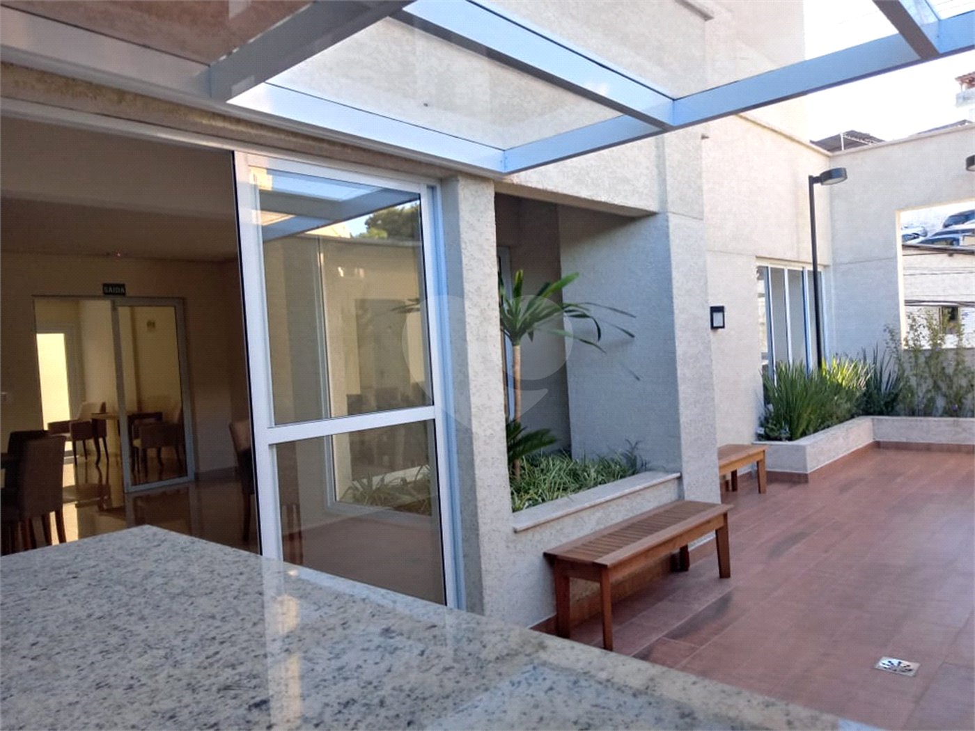 Apartamento com sacada - metrô Tucuruvi - NOVO