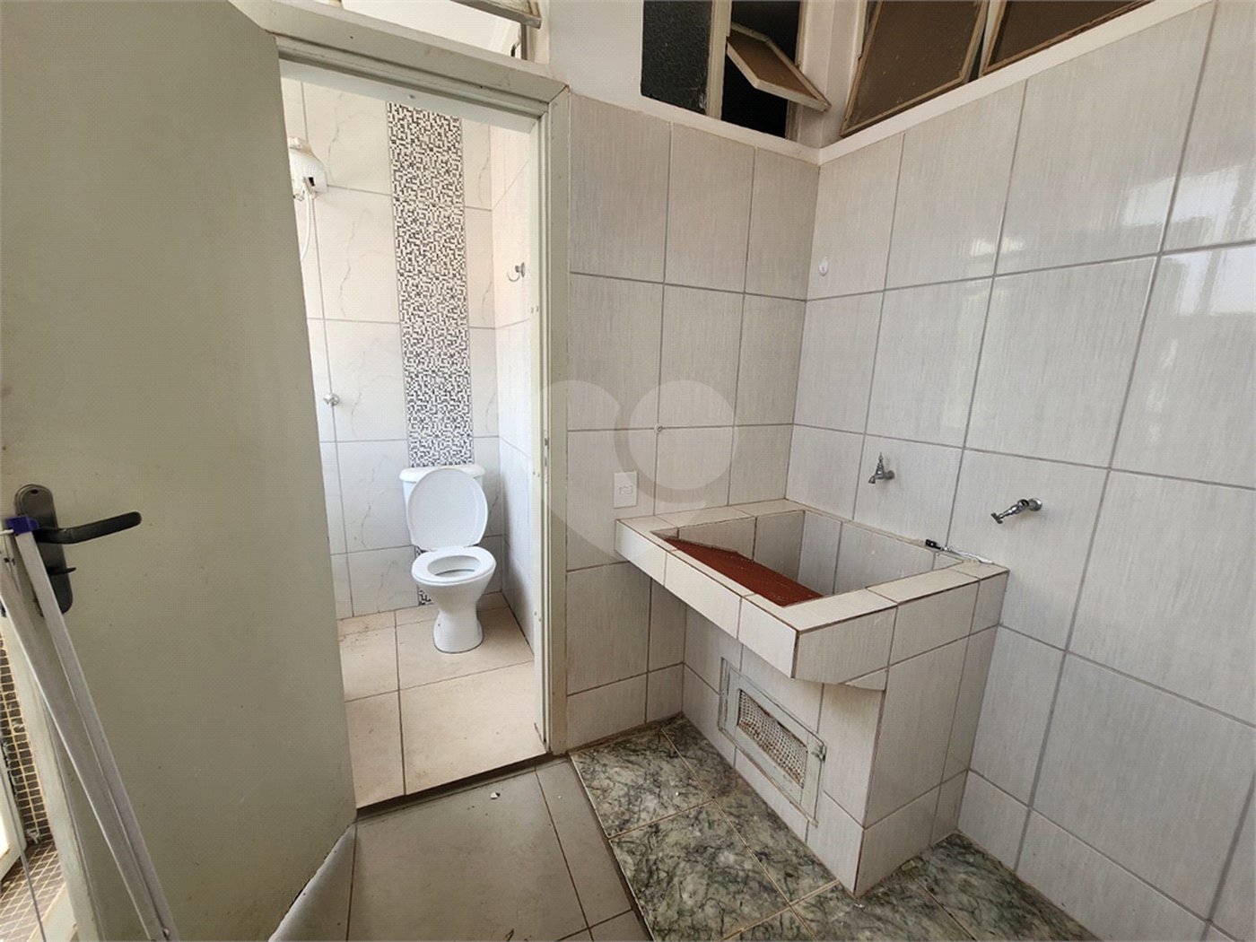 Apartamento no Edifício São Carlos
