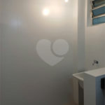 Apartamento com 77m² e 2 dormitórios próximo a Paulista e Metrô Trianon-Masp.